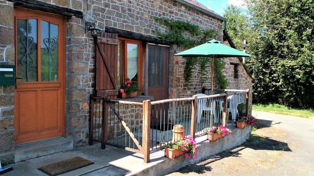La Cloue Bed & Breakfast Sainte-Marie-du-Bois  Ngoại thất bức ảnh